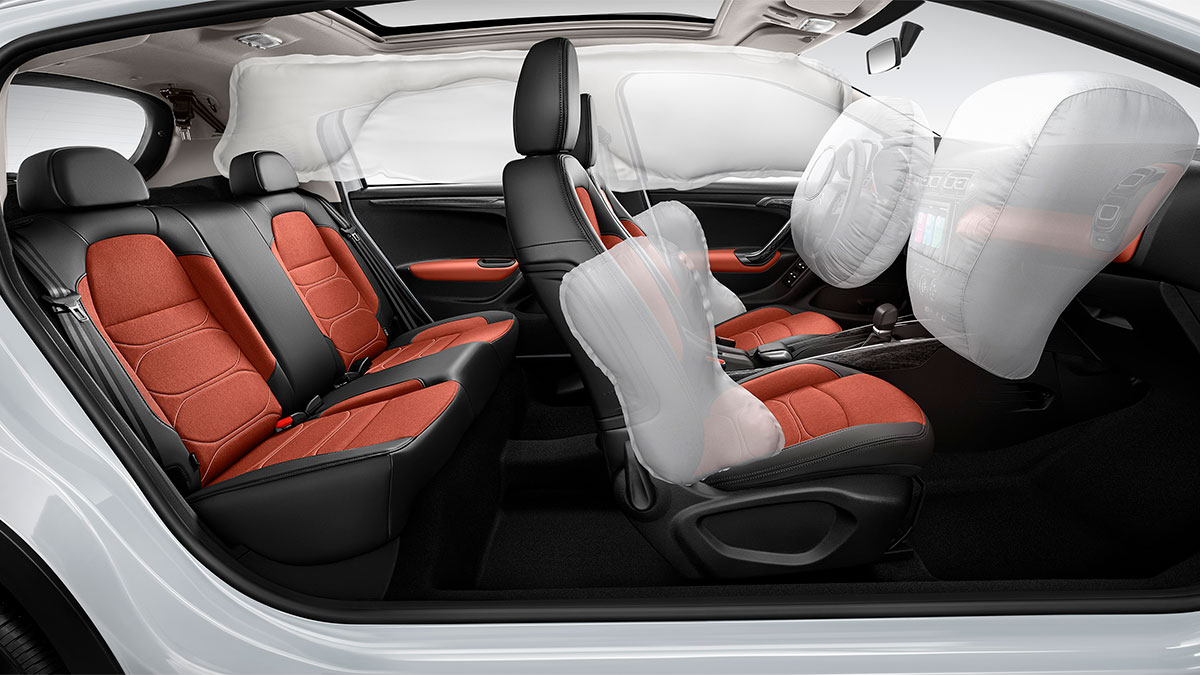 前排四气囊 后排双气帘